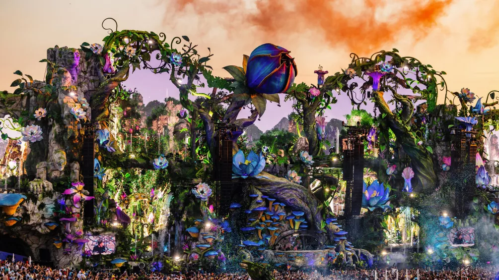 Tomorrowland Brasil 2026 pospuesto tras incendio en escenario principal