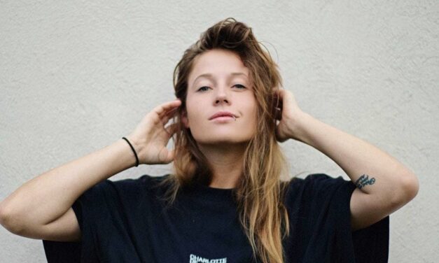 Charlotte de Witte votada como la DJ techno número uno del mundo en la encuesta Top 100 DJs 2025 de DJ Mag