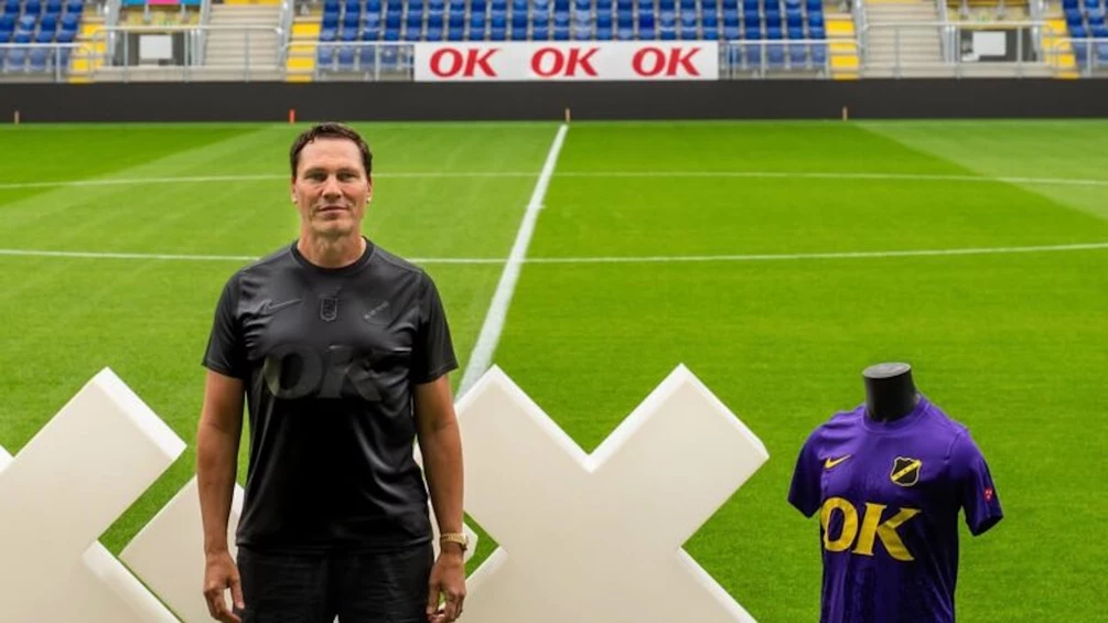 Tiësto diseña camiseta de fútbol para el club de su ciudad natal en Breda